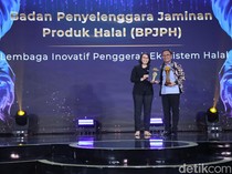 BPJPH Kemenag Raih Penghargaan Lembaga Inovatif Penggerak Ekosistem Halal