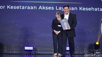 detikcom Awards merupakan ajang penghargaan yang diberikan kepada individu, merek dan lembaga yang telah berkontribusi di berbagai bidang dalam memajukan Indonesia. Ajang ini digelar dengan penilaian ketat dan transparan. Kriteria yang diperhatikan dalam menentukan penerima penghargaan mencakup inovasi, dampak, kualitas, berkelanjutan dan relevansi.