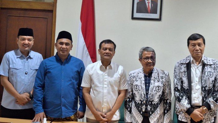 Cagub Jateng Ahmad Luthfi
