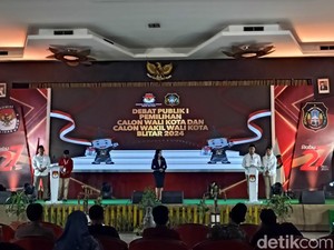 Debat Perdana Pilwali Kota Blitar Molor gegara Kesalahan Teknis