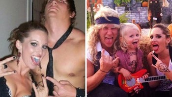 Pasangan ini menularkan gaya emo ke anak.. Foto: Boredpanda