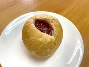 Heboh! Bakery di Jepang Ini Jual Roti Selai untuk Orang Dewasa