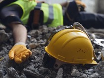 Ini yang Terjadi pada Tubuh saat Terjatuh dari Ketinggian