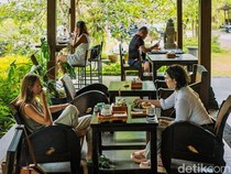 Little Spoon, Kafe Unik yang Menyajikan Menu Serba Organik di Pantai Nyanyi