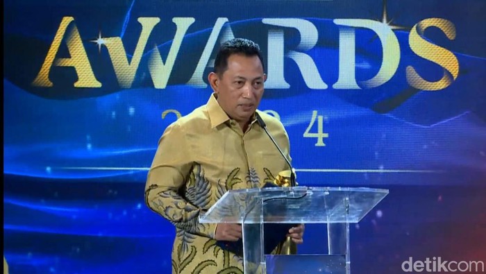 Kapolri Jenderal Listyo Sigit Prabowo raih detikcom Awards 2024