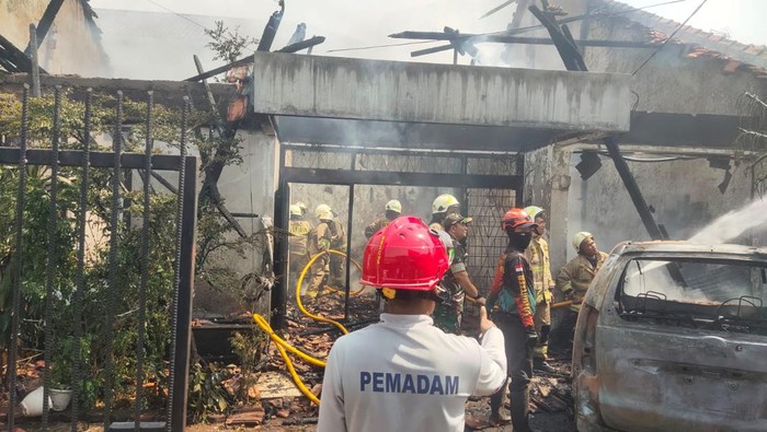 Kebakaran rumah di Kebayoran Lama, Jakarta Selatan