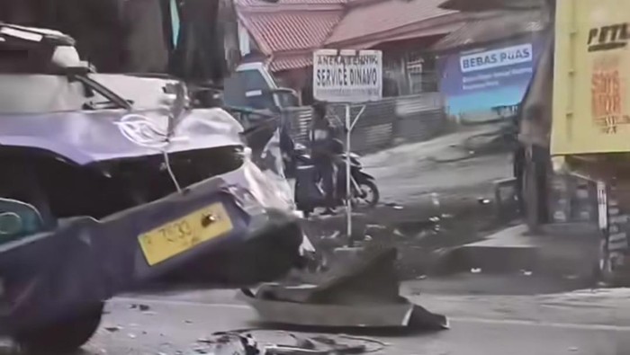 Kecelakaan bus di Merak (dok. Istimewa)