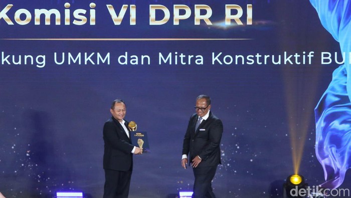 Komisi VI DPR RI raih detikcom Awards 2024. (Rifkianto Nugroho)