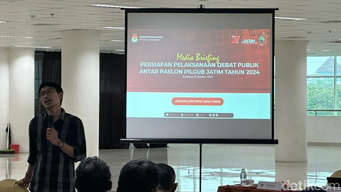 Komisioner KPU Jatim, Nursalam.