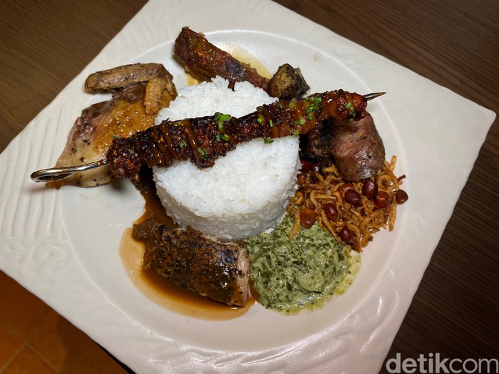 Lapo Porsea, restoran lapo terbaru di SCBD Park tawarkan menu khas Batak yang autentik