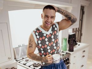 Heboh Pembahasan Liam Payne Gunakan Kalung Safety Pin Sebelum Meninggal