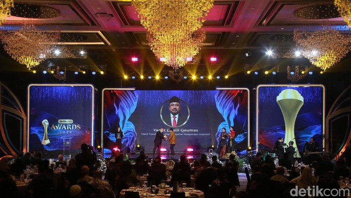 Menteri Agama (Menag) Yaqut Cholil Qoumas mendapat penghargaan detikcom Awards 2024. Ia jadi Tokoh Transformasi Digital Pelayanan Keagamaan.
