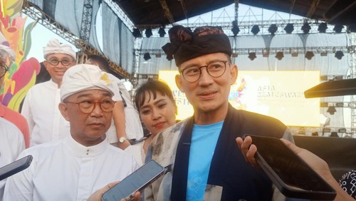 Menparekraf Sandiaga Salahuddin Uno saat ditemui di Sanur, Denpasar, Bali, Kamis (17/10/2024). (Ni Made Lastri Karsiani Putri/detikBali)