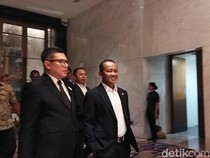 Video: Sejumlah Menteri-Ketum Parpol Hadiri detikcom Awards 2024