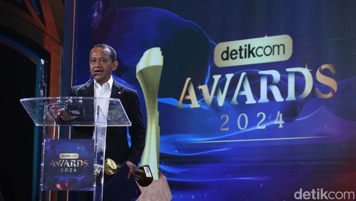 Menteri Investasi/Kepala BKPM, Bahlil Lahadalia meraih penghargaan detikcom Awards 2024. Ia dinobatkan sebagai Tokoh Penggerak Investasi Hilirisasi.