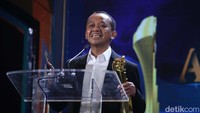 Berkat pencapaiannya itu, detikcom memberi anugerah Tokoh Penggerak Investasi Hilirisasi kepada Bahlil Lahadalia dalam ajang detikcom Awards 2024. Di mana pada tahun ini, detikcom Awards 2024 digelar di The Westin Jakarta, Kamis (17/10/2024).