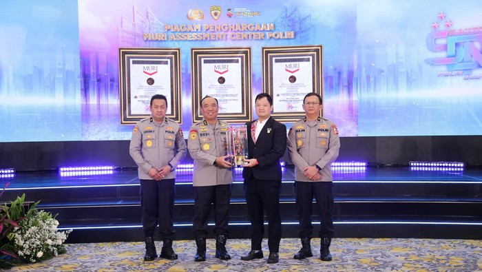 MURI beri penghargaan pecah rekor terkait sistem asesmen kepada Polri.