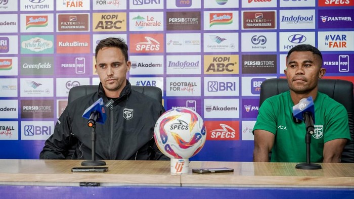 Paul Munster dan Ardi Idrus