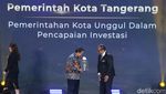 Pemkot Tangerang Diganjar detikcom Awards Unggul dalam Pencapaian Investasi