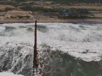 3 Insiden di Jembatan Besi Tua Tegalbuleud yang Buat 71 Nelayan Terjebak