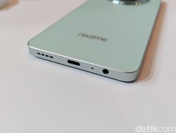 Penampakan Realme 13 Plus dan 13 5G, HP Gaming dengan Gaya Casual