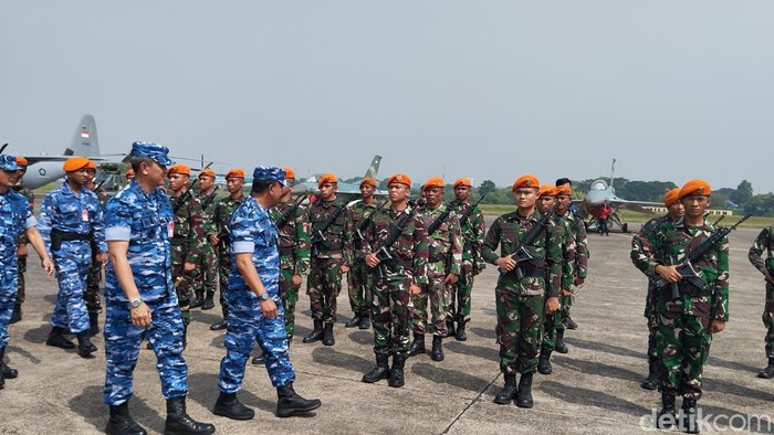 Personel TNI AU apel persiapan pelantikan Presiden dan Wakil Presiden terpilih. (Maulana/detikcom)