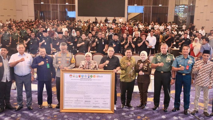 Pj Gubernur Jatim Optimistis Pilkada Serentak Tahun 2024 Berjalan Aman dan Damai