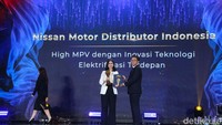 Nissan Serena mengisi segmen High MPV di Indonesia. Sebagai mobil High MPV, tentunya dibutuhkan kepraktisan dalam penggunaannya. Inovasi yang membuat Serena E-Power unggul adalah penggunaan teknologi elektrifikasi e-Power.