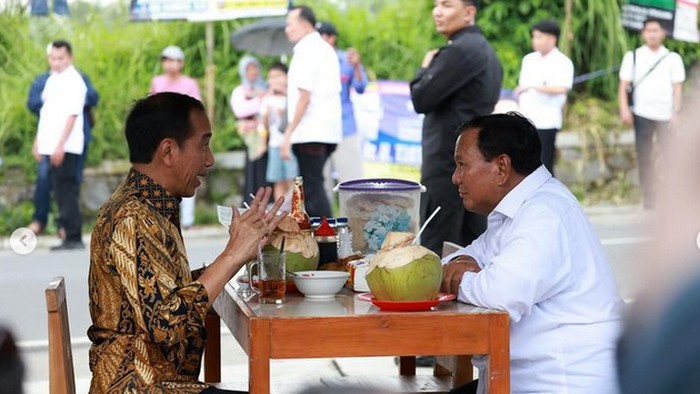 Prabowo Subianto Ultah ke-73 Ini Momen Saat Makan Bersama Jokowi dan Kaesang