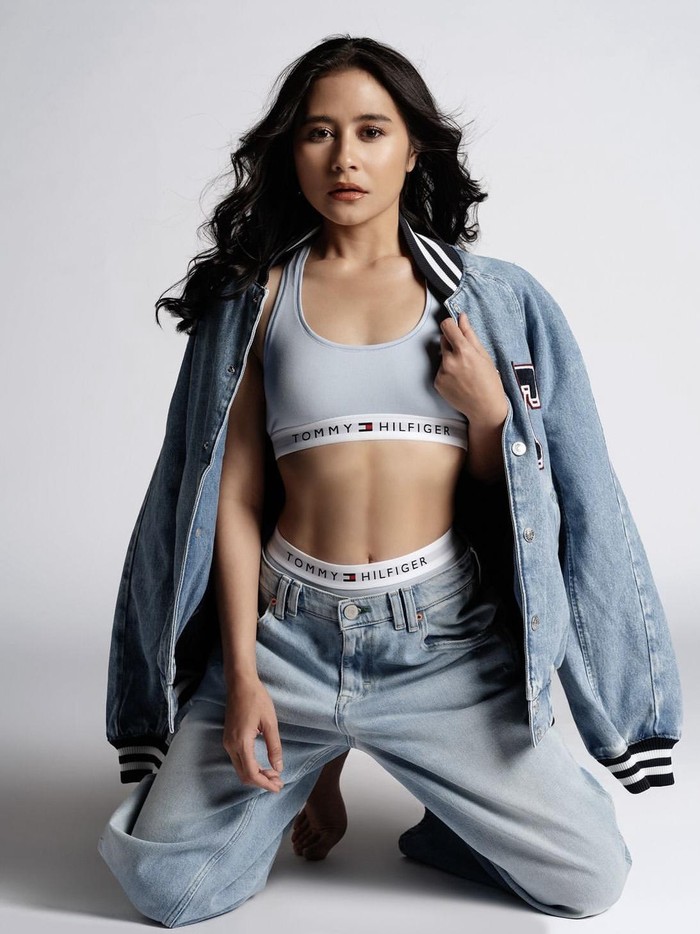 Prilly Latuconsina