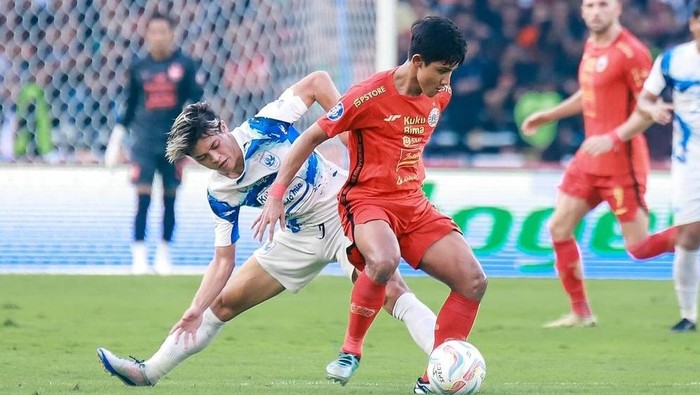Duel PSIS vs Persija musim lalu.