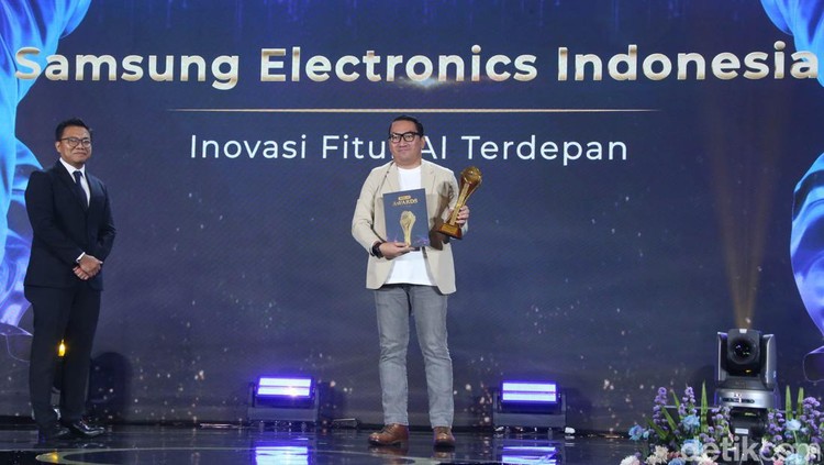 Samsung meraih penghargaan sebagai Inovasi AI Terdepan di detikcom Awards 2024. Ini berkat konsistensinya dalam pengembangan AI di smartphone.