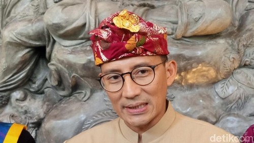 Menparekraf Sandiaga Uno saat kunjungan di Nusa Dua, Badung, Kamis (17/10/2024).