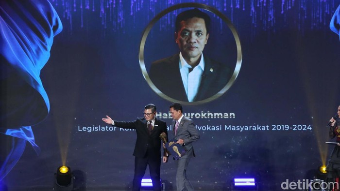 Senangnya Habiburokhman Jadi Legislator Konsisten dalam Advokasi Masyarakat Anggota DPR RI Habiburokhman meraih detikcom Awards 2024. Habiburokhman dinobatkan sebagai 'Legislator Konsisten dalam Advokasi Masyarakat'.