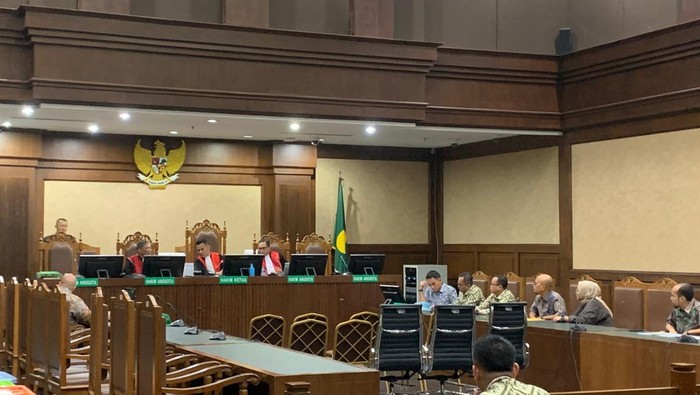 Sidang Gugatan Keluarga Rafael Alun Vs KPK
