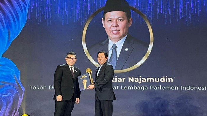 Sultan Najamudin Raih detikcom Awards Tokoh Demokrasi dan Penguat Lembaga Parlemen