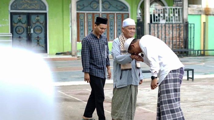 Guna meningkatkan mutu pendidikan di pesantren serta memperkuat posisi dan kemandirian pesantren di Indonesia, Majelis Masyayikh menggelar sosialisasi UU No. 18 Tahun 2019 tentang Pesantren.