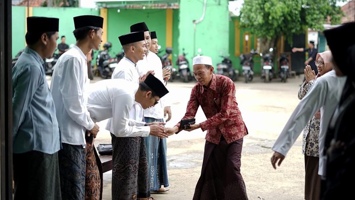 Guna meningkatkan mutu pendidikan di pesantren serta memperkuat posisi dan kemandirian pesantren di Indonesia, Majelis Masyayikh menggelar sosialisasi UU No. 18 Tahun 2019 tentang Pesantren.