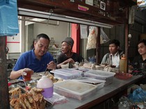 Disambati Warga Mijen soal Jalan Macet, Yoyok-Joss Siapkan Solusi