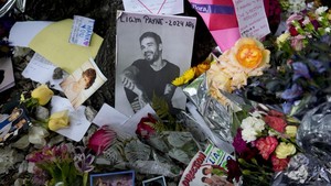 Momen tribute ini bertepatan dengan dua tahun berpulangnya Liam Payne. Foto: AP Photo/Natacha Pisarenko