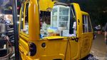 Jajan Bakmi Hong Kong Ayam Panggang  di Bajaj Kuning
