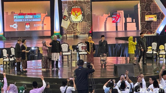 Debat Perdana Pilgub Jatim 2024