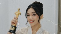 Elsa Japasal belakangan juga main acara komedi. Bahkan ia berhasil mendapat penghargaan dari Anugerah Komedi Indonesia 2024 kategori Seniman Komedi Sedang Naik Daun Terfavorit. (Foto: dok Instagram)
