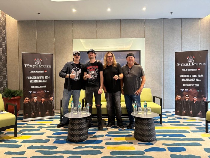 Grup band rock FireHouse kembali konser di Jakarta setelah 10 tahun.