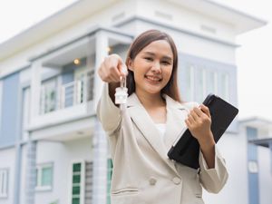 Dollar Lagi Gila-gilanya, Tepatkah Beli Rumah Sekarang?