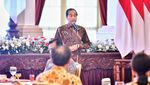 Potret Makan Siang Pamitan Jokowi dan Para Menteri, Ditutup Foto Bareng