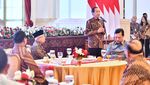 Potret Makan Siang Pamitan Jokowi dan Para Menteri, Ditutup Foto Bareng
