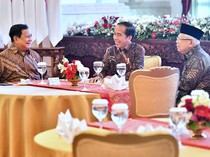 Potret Makan Siang Pamitan Jokowi dan Para Menteri, Ditutup Foto Bareng
