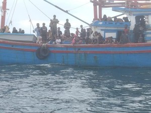 Nelangsa Pengungsi Rohingya Terombang-ambing di Laut Ditolak Warga Aceh Selatan