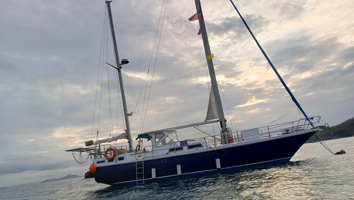 Kapal yacht di perairan Labuan Bajo, Manggarai Barat, NTT. (Dok. Kantor Imigrasi Kelas II TPI Labuan Bajo)